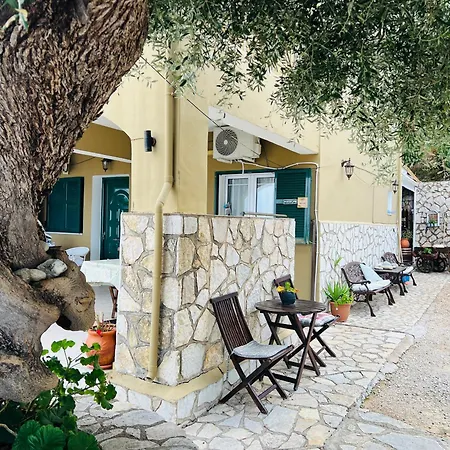 La Casa D' Irene (adults Only) Áyios Nikítas