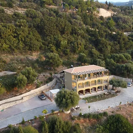 招待所 拉卡萨德艾琳旅馆 Áyios Nikítas