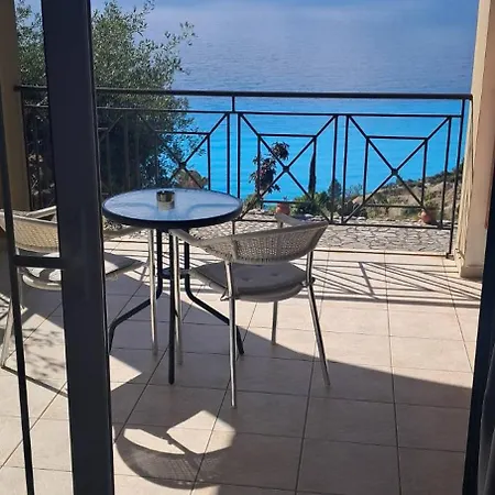 La Casa D' Irene (adults Only) ゲストハウス Áyios Nikítas